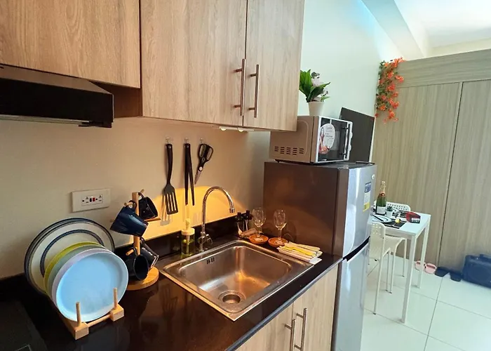 Aparthotel Bond & Beyond Karaoke Night Staycation Manila